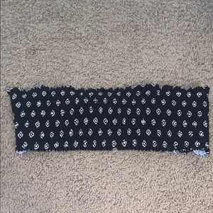 STRAPLESS BLACK AND WHITE BATHING SUIT TOP